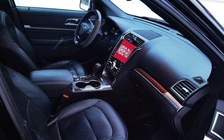 Ford Explorer VI, 2018 год, 3 250 000 рублей, 11 фотография