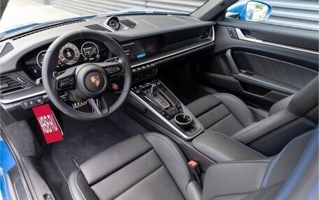 Porsche 911, 2025 год, 22 000 000 рублей, 15 фотография