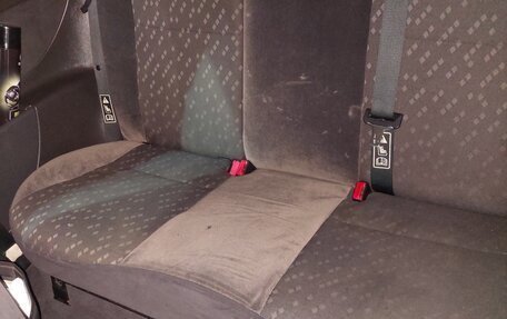 Ford Focus IV, 2002 год, 335 000 рублей, 10 фотография