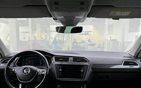 Volkswagen Tiguan II, 2019 год, 2 899 000 рублей, 17 фотография