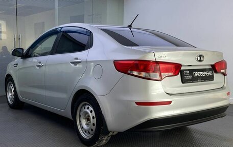 KIA Rio III рестайлинг, 2015 год, 1 000 000 рублей, 8 фотография