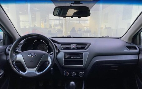 KIA Rio III рестайлинг, 2015 год, 1 000 000 рублей, 17 фотография