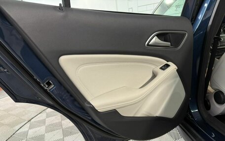 Mercedes-Benz GLA, 2019 год, 2 850 000 рублей, 17 фотография