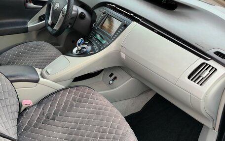 Toyota Prius, 2009 год, 1 100 000 рублей, 11 фотография