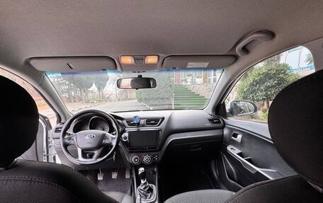 KIA Rio III рестайлинг, 2015 год, 1 000 000 рублей, 8 фотография