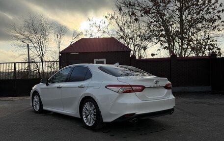 Toyota Camry, 2019 год, 2 500 000 рублей, 3 фотография
