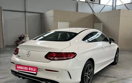 Mercedes-Benz C-Класс, 2019 год, 3 500 000 рублей, 3 фотография