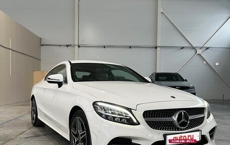 Mercedes-Benz C-Класс, 2019 год, 3 500 000 рублей, 2 фотография