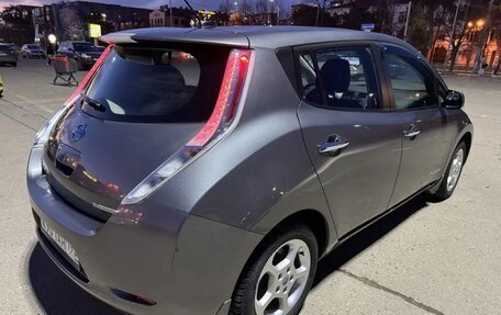 Nissan Leaf I, 2017 год, 1 300 000 рублей, 5 фотография