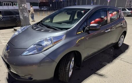 Nissan Leaf I, 2017 год, 1 300 000 рублей, 2 фотография
