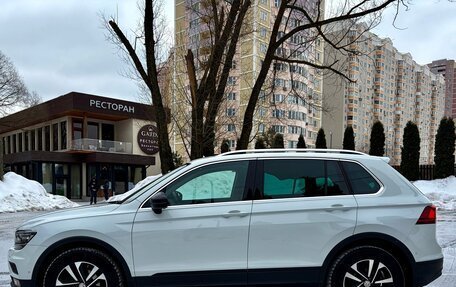 Volkswagen Tiguan II, 2019 год, 2 630 000 рублей, 8 фотография