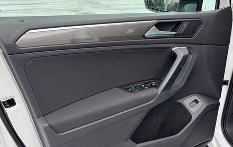 Volkswagen Tiguan II, 2019 год, 2 630 000 рублей, 14 фотография