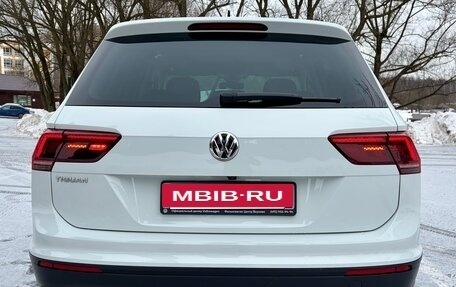Volkswagen Tiguan II, 2019 год, 2 630 000 рублей, 5 фотография
