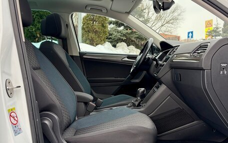 Volkswagen Tiguan II, 2019 год, 2 630 000 рублей, 20 фотография