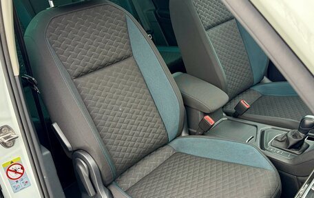 Volkswagen Tiguan II, 2019 год, 2 630 000 рублей, 21 фотография