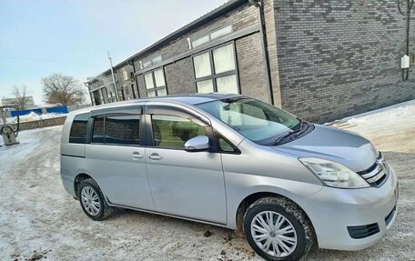Toyota ISis I, 2013 год, 1 320 000 рублей, 3 фотография