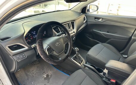 Hyundai Solaris II рестайлинг, 2021 год, 1 350 000 рублей, 7 фотография