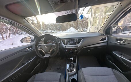 Hyundai Solaris II рестайлинг, 2021 год, 1 350 000 рублей, 17 фотография