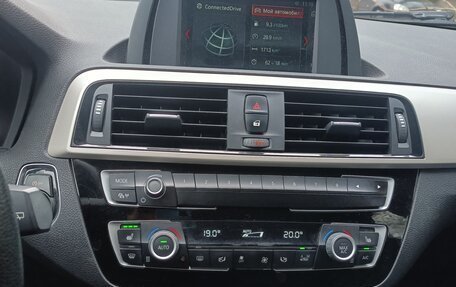 BMW 1 серия, 2018 год, 1 950 000 рублей, 11 фотография