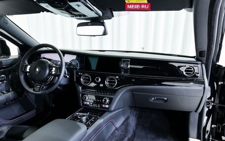 Rolls-Royce Ghost Series II рестайлинг, 2021 год, 28 500 000 рублей, 14 фотография