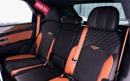 Bentley Bentayga I, 2022 год, 23 800 000 рублей, 28 фотография