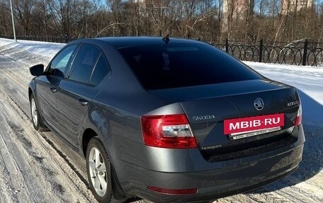 Skoda Octavia, 2018 год, 1 990 000 рублей, 4 фотография