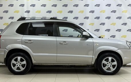 Hyundai Tucson III, 2005 год, 817 000 рублей, 7 фотография