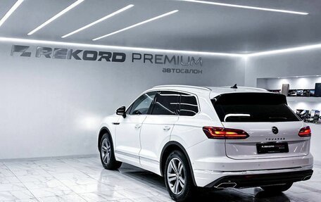 Volkswagen Touareg III, 2021 год, 5 700 000 рублей, 30 фотография