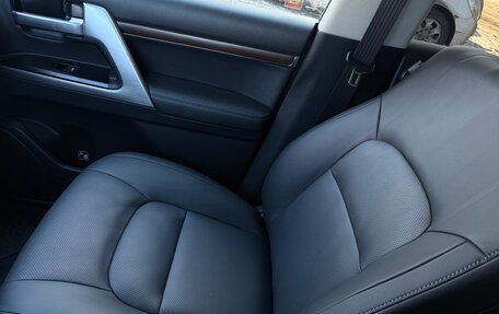 Toyota Land Cruiser 200, 2015 год, 5 150 000 рублей, 12 фотография
