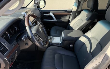Toyota Land Cruiser 200, 2015 год, 5 150 000 рублей, 16 фотография