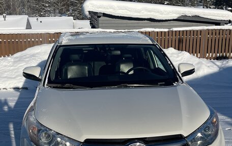 Toyota Highlander III, 2014 год, 2 390 000 рублей, 1 фотография