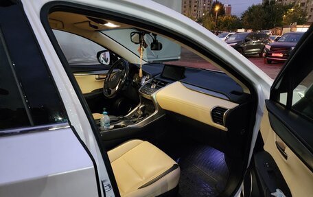 Lexus NX I, 2017 год, 2 750 000 рублей, 5 фотография