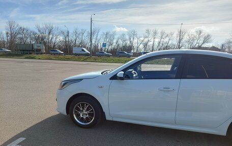 KIA Rio IV, 2018 год, 1 325 000 рублей, 15 фотография