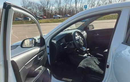 KIA Rio IV, 2018 год, 1 325 000 рублей, 11 фотография