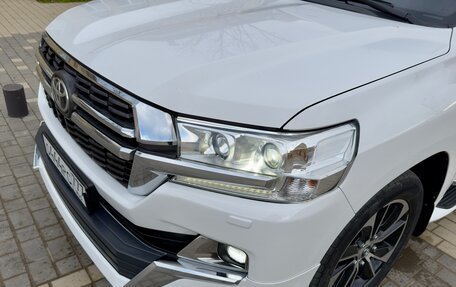 Toyota Land Cruiser 200, 2016 год, 5 800 000 рублей, 12 фотография