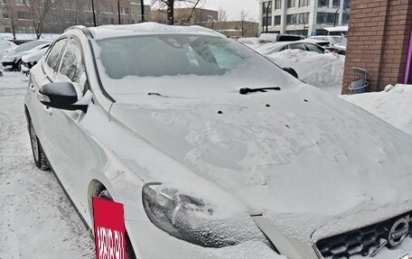 Volvo V40 II рестайлинг, 2014 год, 1 250 000 рублей, 10 фотография