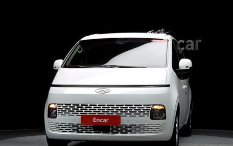 Hyundai Staria, 2022 год, 6 600 000 рублей, 3 фотография