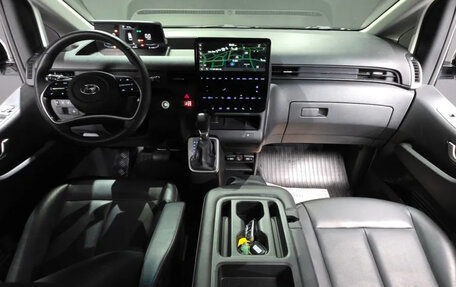 Hyundai Staria, 2022 год, 6 600 000 рублей, 7 фотография