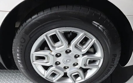 Hyundai Staria, 2022 год, 6 600 000 рублей, 5 фотография