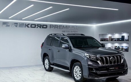 Toyota Land Cruiser Prado 150 рестайлинг 2, 2014 год, 3 500 000 рублей, 5 фотография