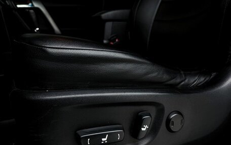 Toyota Land Cruiser Prado 150 рестайлинг 2, 2014 год, 3 500 000 рублей, 18 фотография