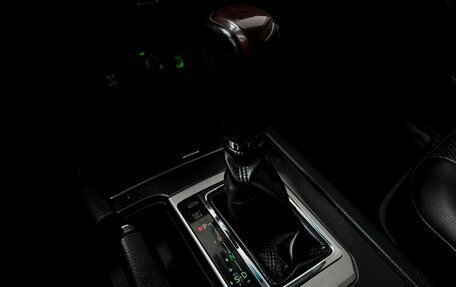 Toyota Land Cruiser Prado 150 рестайлинг 2, 2014 год, 3 500 000 рублей, 16 фотография