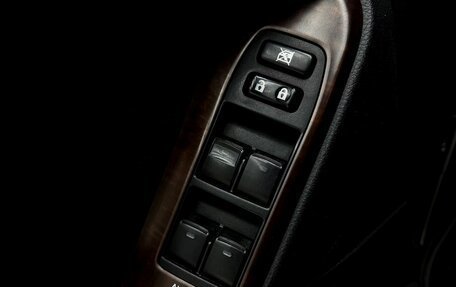 Toyota Land Cruiser Prado 150 рестайлинг 2, 2014 год, 3 500 000 рублей, 19 фотография