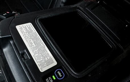 Toyota Land Cruiser Prado 150 рестайлинг 2, 2014 год, 3 500 000 рублей, 23 фотография