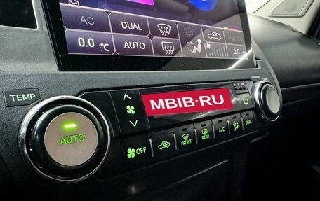 Toyota Land Cruiser Prado 150 рестайлинг 2, 2014 год, 3 500 000 рублей, 14 фотография