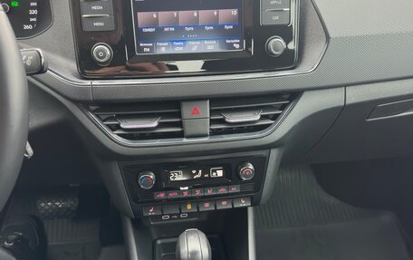 Volkswagen Polo VI (EU Market), 2021 год, 1 750 000 рублей, 8 фотография