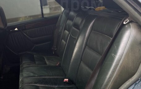 Mercedes-Benz E-Класс, 1992 год, 320 000 рублей, 12 фотография