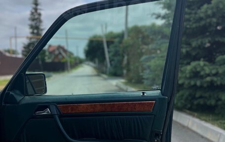 Mercedes-Benz E-Класс, 1992 год, 320 000 рублей, 13 фотография