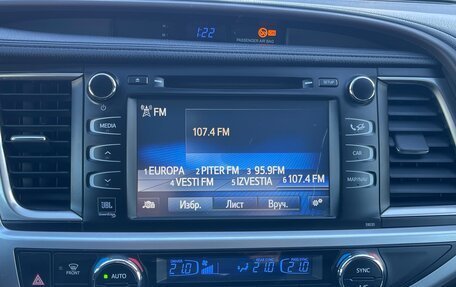 Toyota Highlander III, 2014 год, 2 390 000 рублей, 13 фотография