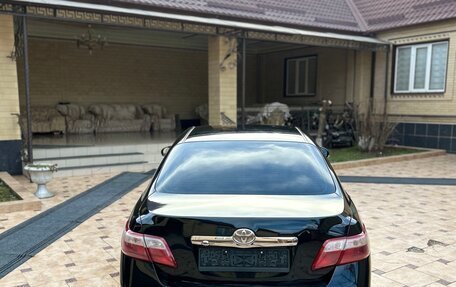 Toyota Camry, 2011 год, 970 000 рублей, 8 фотография